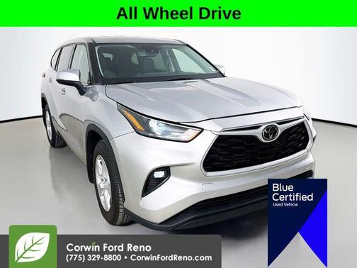 2022 Toyota Highlander LE