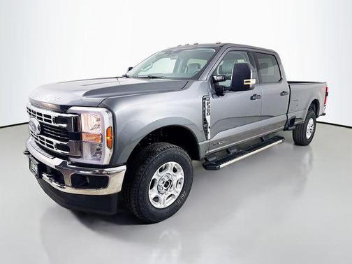 2026 Ford F-350 XLT