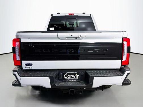 2026 Ford F-250 Platinum