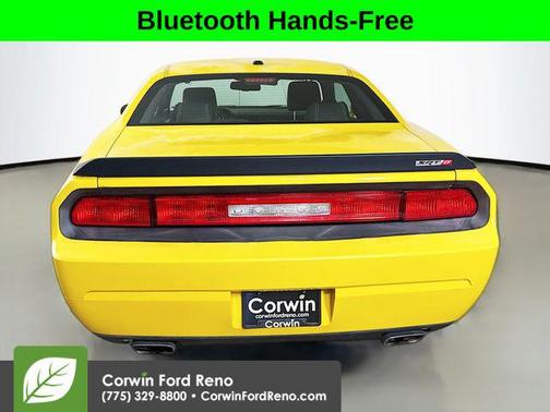 Detonator Yellow Clearcoat 2010 Dodge Challenger SRT8