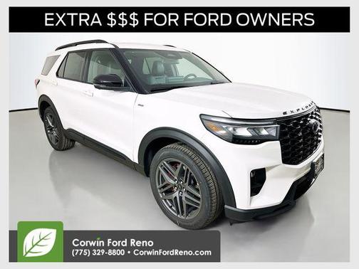 Star White Metallic Tri-Coat 2026 Ford Explorer ST-Line