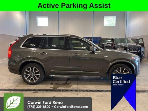 2018 Volvo XC90 T6 Momentum