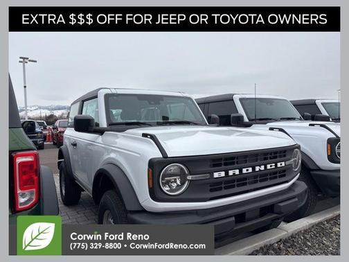 Oxford White 2025 Ford Bronco Base SUV