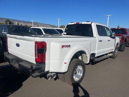 2026 Ford F-350 Lariat