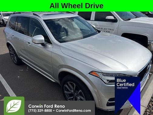 2018 Volvo XC90 T6 Momentum