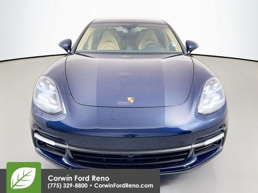 2017 Porsche Panamera 4S