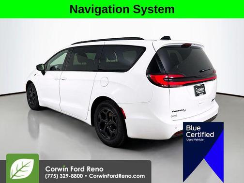 2023 Chrysler Pacifica Hybrid Limited