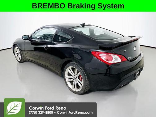 2010 Hyundai Genesis Coupe 3.8 Track