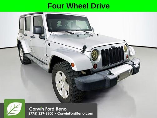 Bright Silver Metallic Clearcoat 2011 Jeep Wrangler Unlimited Sahara