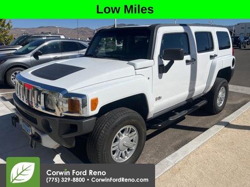 2009 Hummer H3 Base