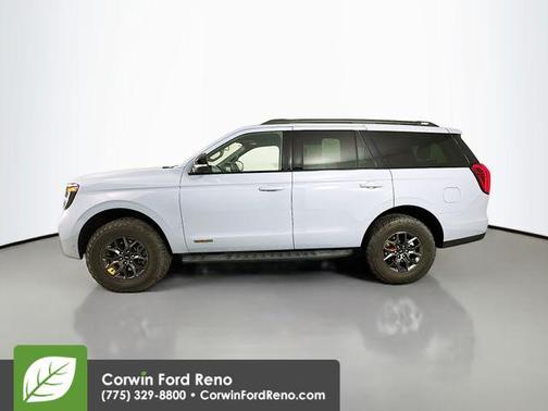 Glacier Gray Metallic TriCoat 2025 Ford Expedition Tremor