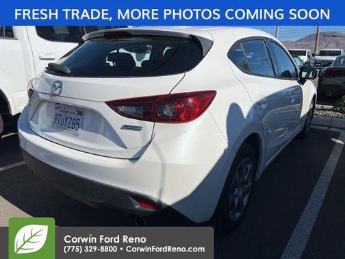 2016 Mazda Mazda3 i Sport