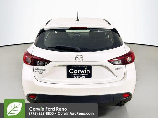 2016 Mazda Mazda3 i Sport