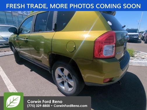 Rescue Green Metallic Clearcoat 2012 Jeep Compass Sport