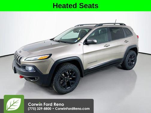 Light Brownstone Pearlcoat 2018 Jeep Cherokee Trailhawk