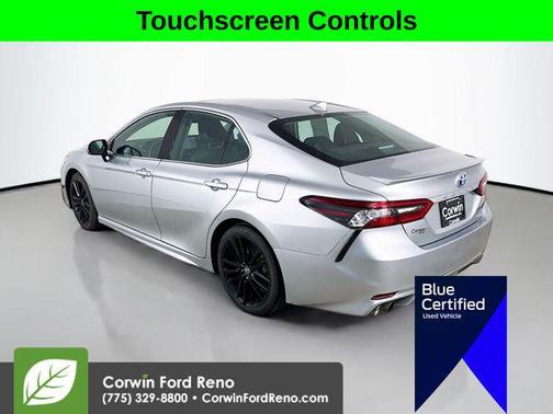 2024 Toyota Camry Hybrid SE