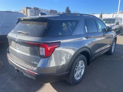 2026 Ford Explorer Active (200A)