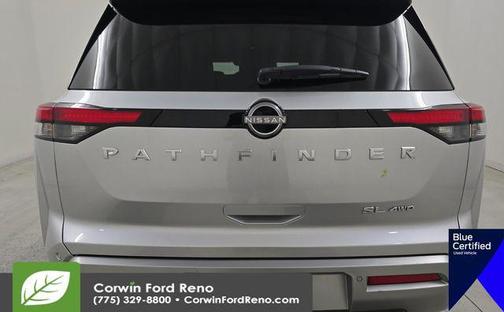 2023 Nissan Pathfinder SL 4WD