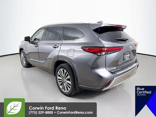 Magnetic Gray Metallic 2021 Toyota Highlander Hybrid Platinum