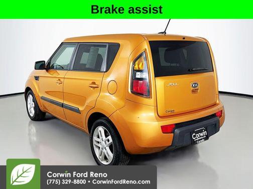 2011 Kia Soul +