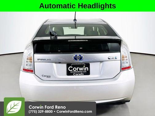 Classic Silver Metallic 2014 Toyota Prius Plug-in Base