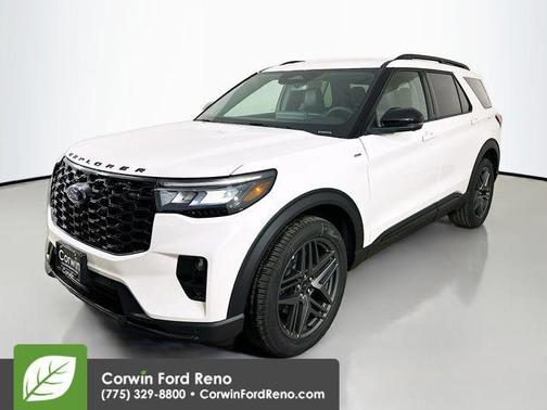 Star White Metallic Tri-Coat 2026 Ford Explorer ST-Line