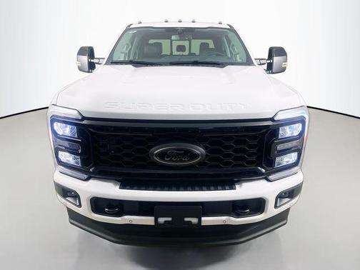 2026 Ford F-350 Lariat