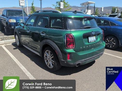 British Racing Green 2022 MINI Countryman Cooper