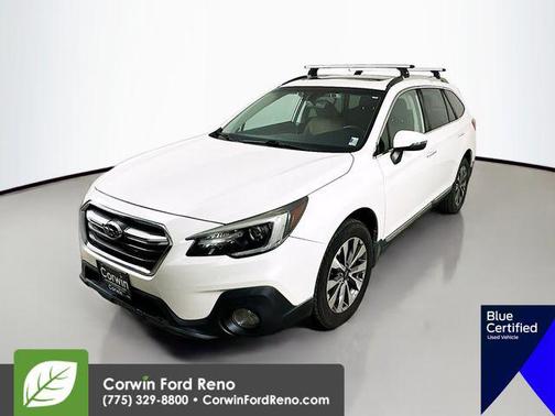 Crystal White Pearl 2018 Subaru Outback 3.6R Touring