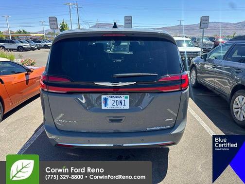 Ceramic Gray Clearcoat 2024 Chrysler Pacifica Touring L