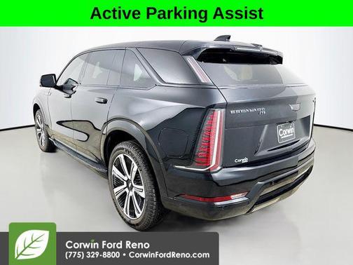 2025 Cadillac Escalade IQ Luxury 2