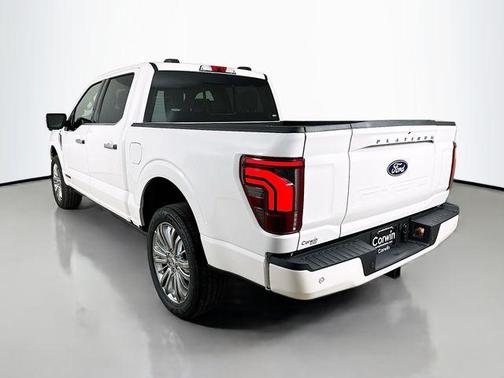 Star White Metallic Tri-Coat 2026 Ford F-150 Platinum