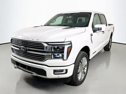 Star White Metallic Tri-Coat 2026 Ford F-150 Platinum