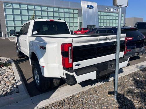 2026 Ford F-350 Platinum