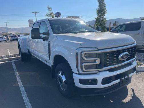 2026 Ford F-350 Platinum