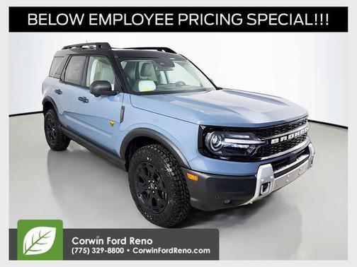 Azure Gray Metallic Tri-Coat 2026 Ford Bronco Sport Badlands