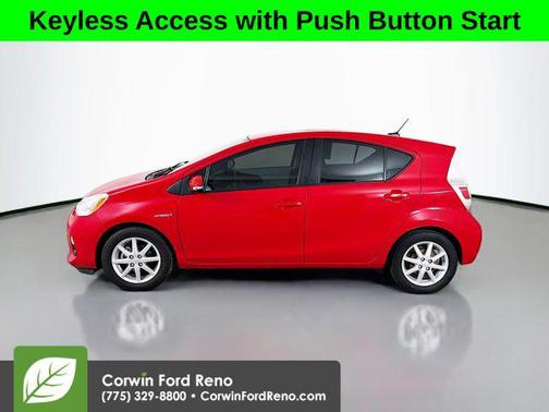 2014 Toyota Prius c Four