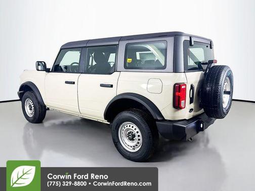 Desert Sand 2025 Ford Bronco Base