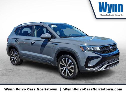Pure Gray 2023 Volkswagen Taos 1.5T SE