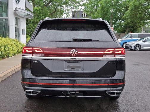 2025 Volkswagen Atlas 2.0T SEL Premium R-Line