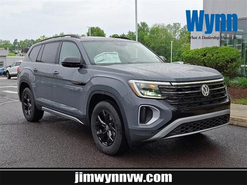 2025 Volkswagen Atlas 2.0T Peak Edition