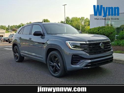 2025 Volkswagen Atlas Cross Sport 2.0T SEL R-Line Black