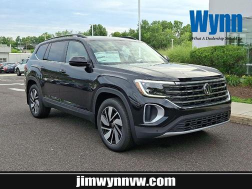 2025 Volkswagen Atlas 2.0T SE