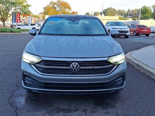 2022 Volkswagen Jetta 1.5T SE