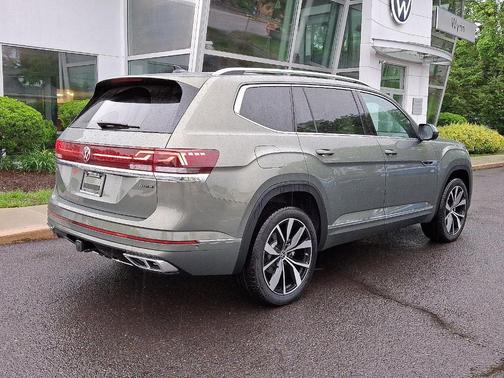 2025 Volkswagen Atlas 2.0T SEL Premium R-Line