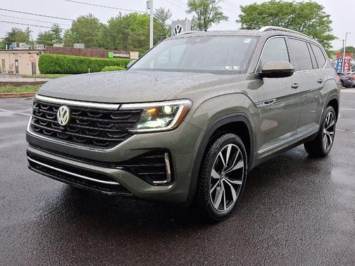 2025 Volkswagen Atlas 2.0T SEL Premium R-Line