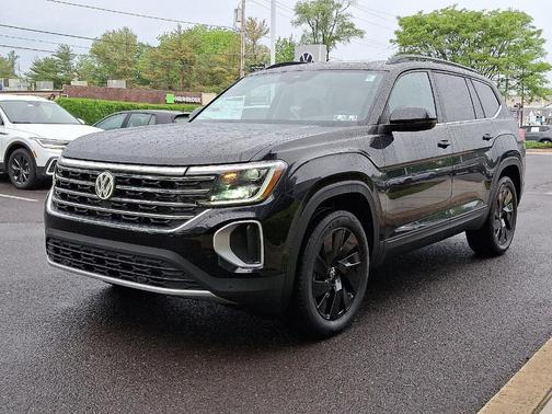 2025 Volkswagen Atlas 2.0T SE