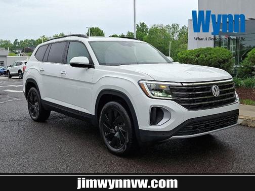 2025 Volkswagen Atlas 2.0T SE