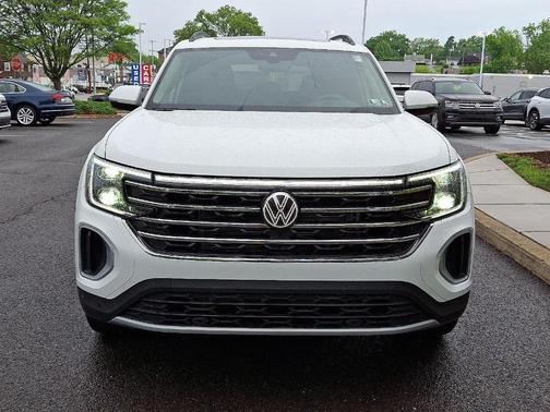 2025 Volkswagen Atlas 2.0T SE