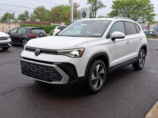 2025 Volkswagen Taos 1.5T SE